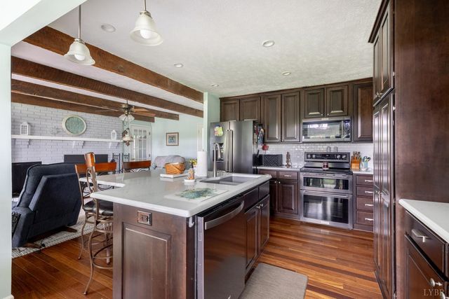 1035 Rolling Hill Drive, Forest, VA 24551