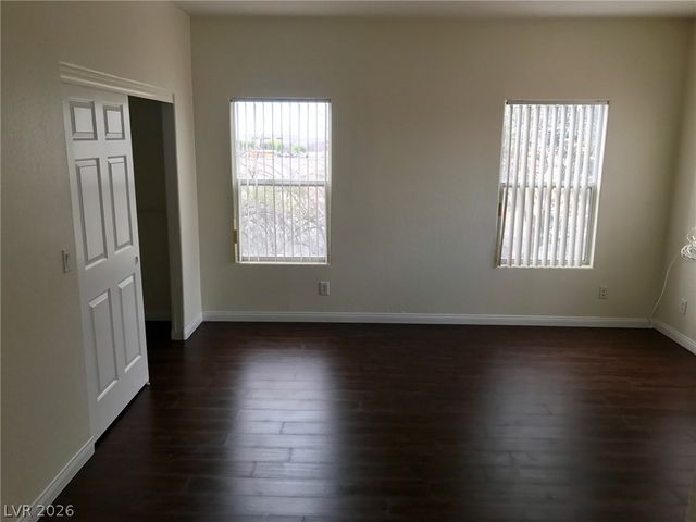 7026 Rustling Winds Avenue, Las Vegas, NV 89113