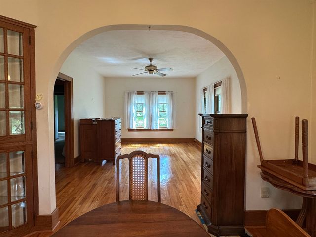 1627 S M-52 Highway, Owosso, MI 48867