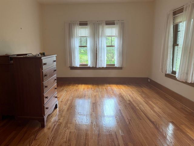 1627 S M-52 Highway, Owosso, MI 48867