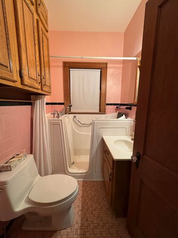 1627 S M-52 Highway, Owosso, MI 48867