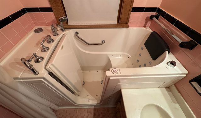 1627 S M-52 Highway, Owosso, MI 48867