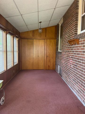 1627 S M-52 Highway, Owosso, MI 48867