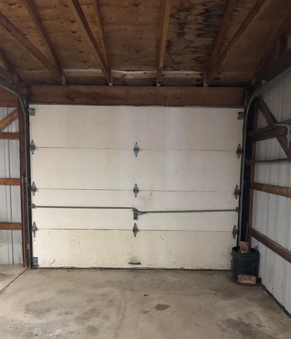 1627 S M-52 Highway, Owosso, MI 48867