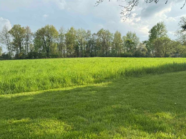 1627 S M-52 Highway, Owosso, MI 48867