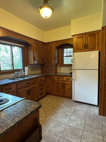 1627 S M-52 Highway, Owosso, MI 48867