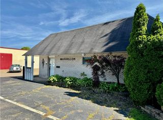 1107 Lincoln Way E, Massillon, OH 44646