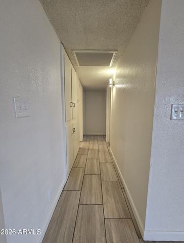 5011 W MACKENZIE Drive, Phoenix, AZ 85031
