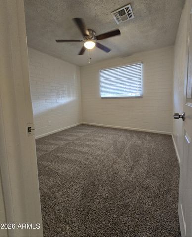 5011 W MACKENZIE Drive, Phoenix, AZ 85031