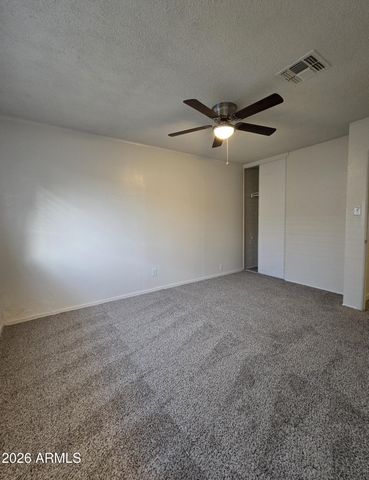 5011 W MACKENZIE Drive, Phoenix, AZ 85031