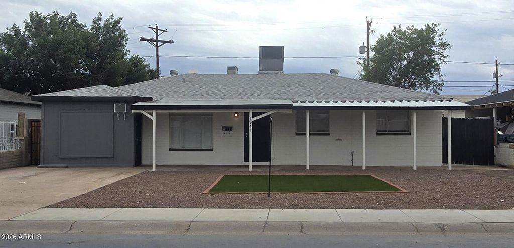 5011 W MACKENZIE Drive, Phoenix, AZ 85031