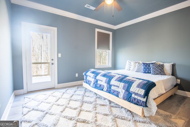 203 Teasley Ln, Hartwell, GA 30643