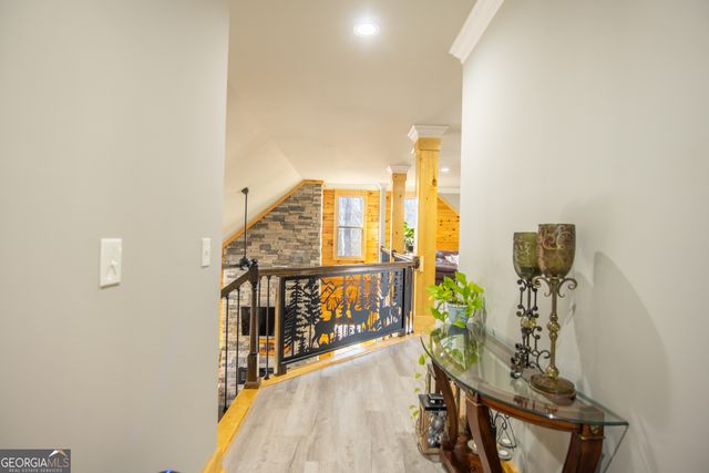 203 Teasley Ln, Hartwell, GA 30643