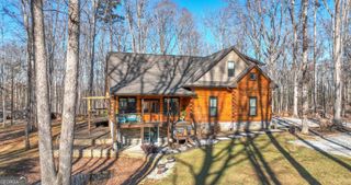 203 Teasley Ln, Hartwell, GA 30643