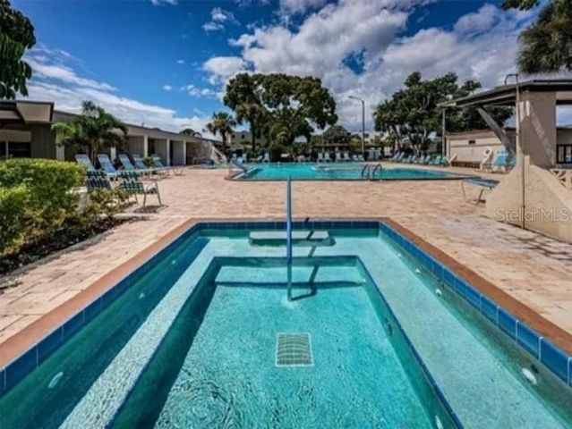 5660 80TH STREET N 208A, St Petersburg, FL 33709