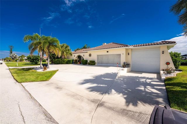 740 VIA ESPLANADE, Punta Gorda, FL 33950