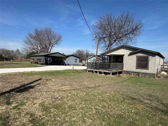 11776 Ivey Road, Justin, TX 76247