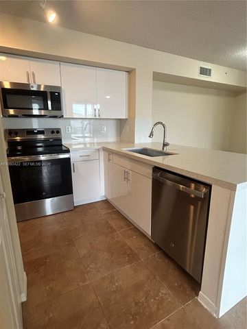 11177 SW 8th St 204, Pembroke Pines, FL 33025