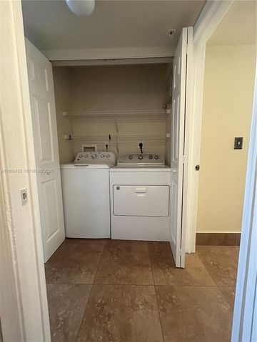 11177 SW 8th St 204, Pembroke Pines, FL 33025