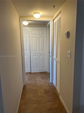 11177 SW 8th St 204, Pembroke Pines, FL 33025