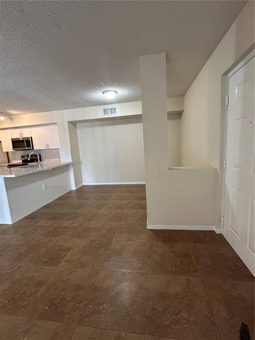 11177 SW 8th St 204, Pembroke Pines, FL 33025