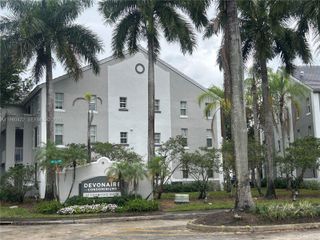 11177 SW 8th St 204, Pembroke Pines, FL 33025