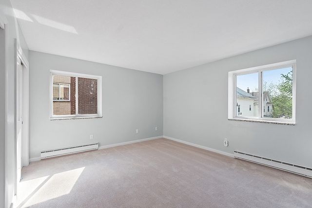 29 Custer St 201, Boston, MA 02130