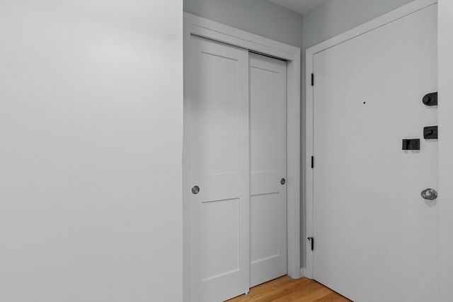 29 Custer St 201, Boston, MA 02130