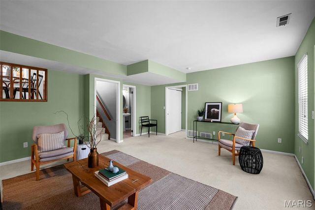 12792 Bennington Common Lane, St Louis, MO 63146