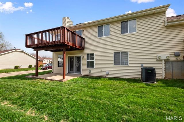 12792 Bennington Common Lane, St Louis, MO 63146