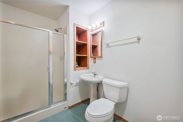 4352 Poplar Way, Longview, WA 98632