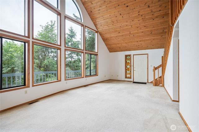 4352 Poplar Way, Longview, WA 98632