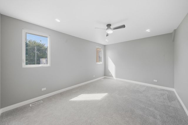 7240 S Lafayette Avenue, Chicago, IL 60621