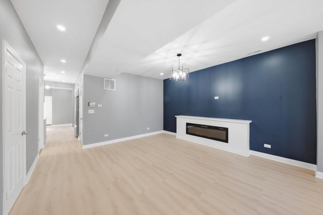7240 S Lafayette Avenue, Chicago, IL 60621