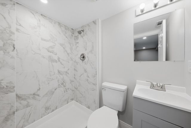 7240 S Lafayette Avenue, Chicago, IL 60621