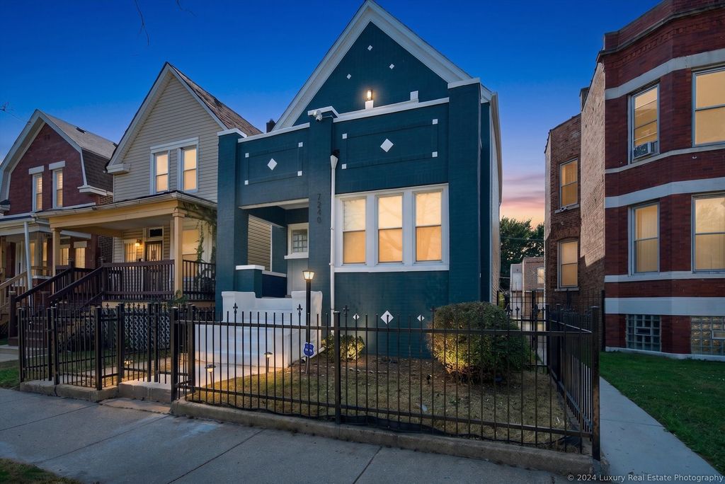 7240 S Lafayette Avenue, Chicago, IL 60621