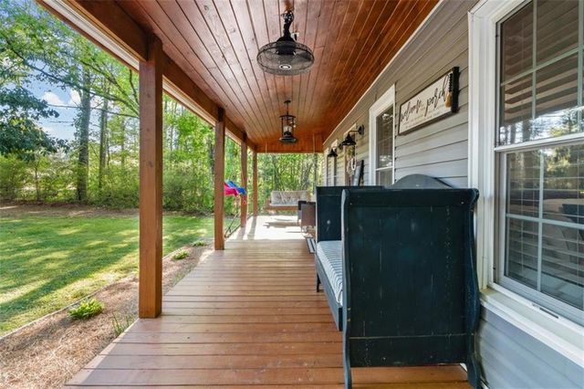 155 Pleasant Hope Road SE, Silver Creek, GA 30173