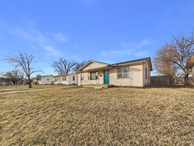 2522 W Heuett St, Wichita, KS 67217