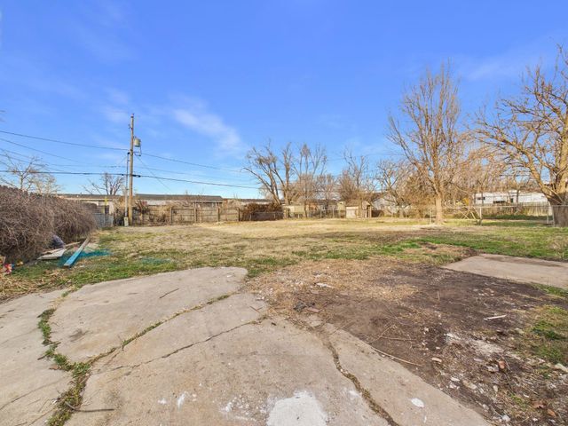 2522 W Heuett St, Wichita, KS 67217