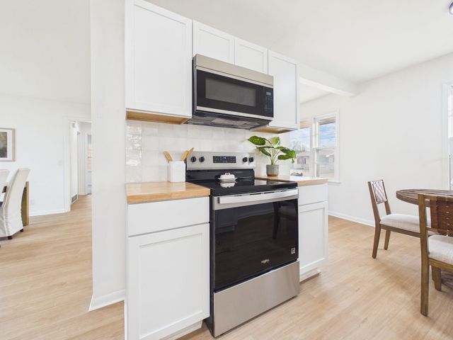 2522 W Heuett St, Wichita, KS 67217