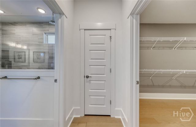 97 Sandy Bend Dr, Richmond Hill, GA 31324