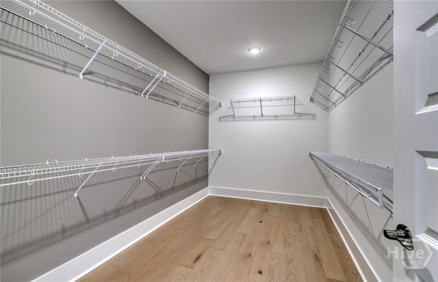 97 Sandy Bend Dr, Richmond Hill, GA 31324