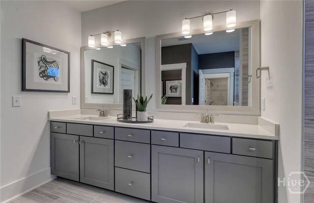 97 Sandy Bend Dr, Richmond Hill, GA 31324