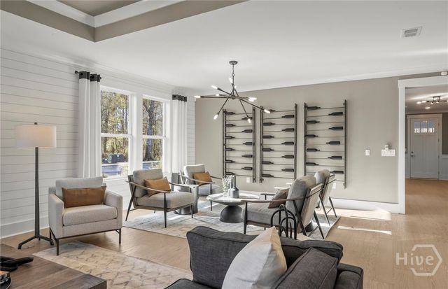 97 Sandy Bend Dr, Richmond Hill, GA 31324