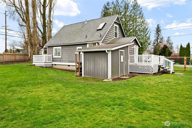 416 N Regent Street, Burlington, WA 98233