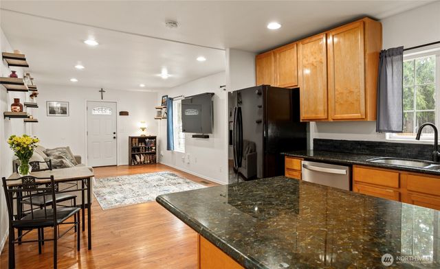 416 N Regent Street, Burlington, WA 98233