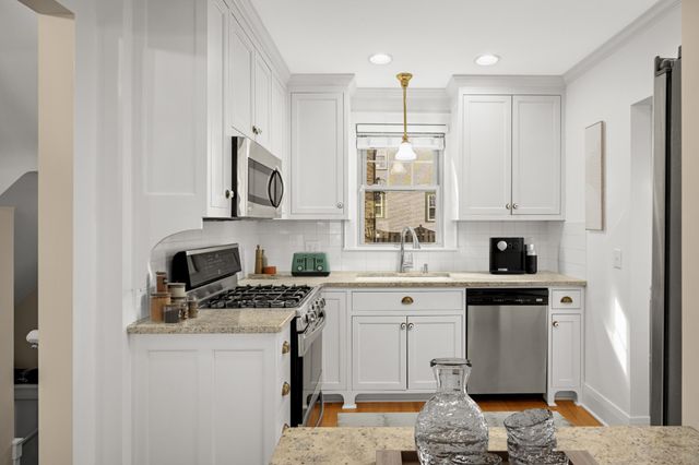 1709 Scheffer Avenue, Saint Paul, MN 55116