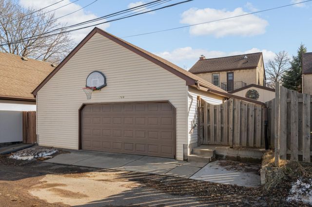 1709 Scheffer Avenue, Saint Paul, MN 55116