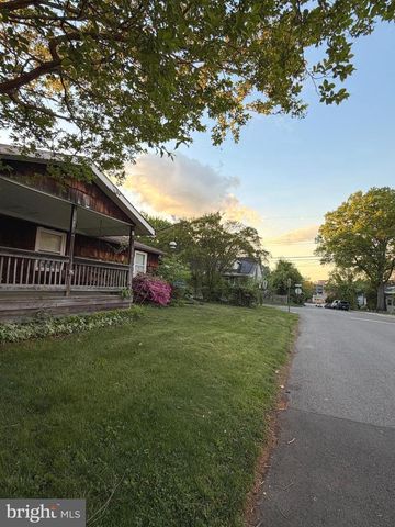 1720 N BRYAN ST, Arlington, VA 22201