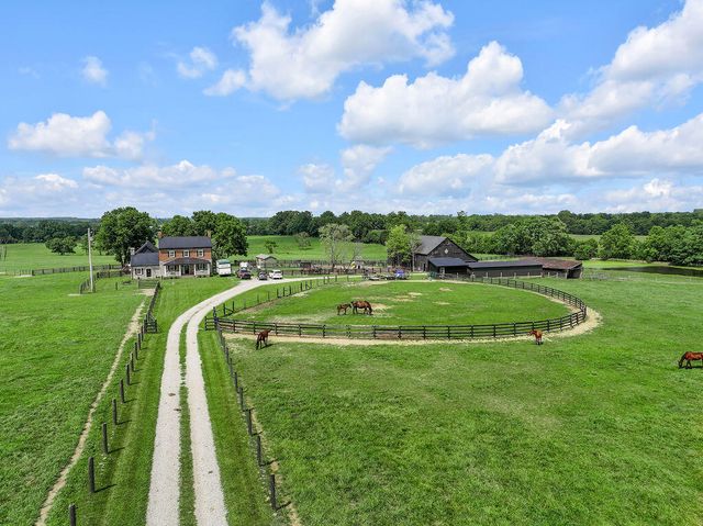 1378 Brentsville Road, Paris, KY 40361